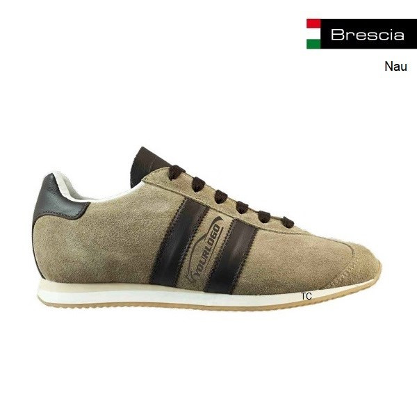 Model:  Brescia nau - Made in Italy
Schoen naar eigen ontwerp
In eigen kleur en met eigen logo.